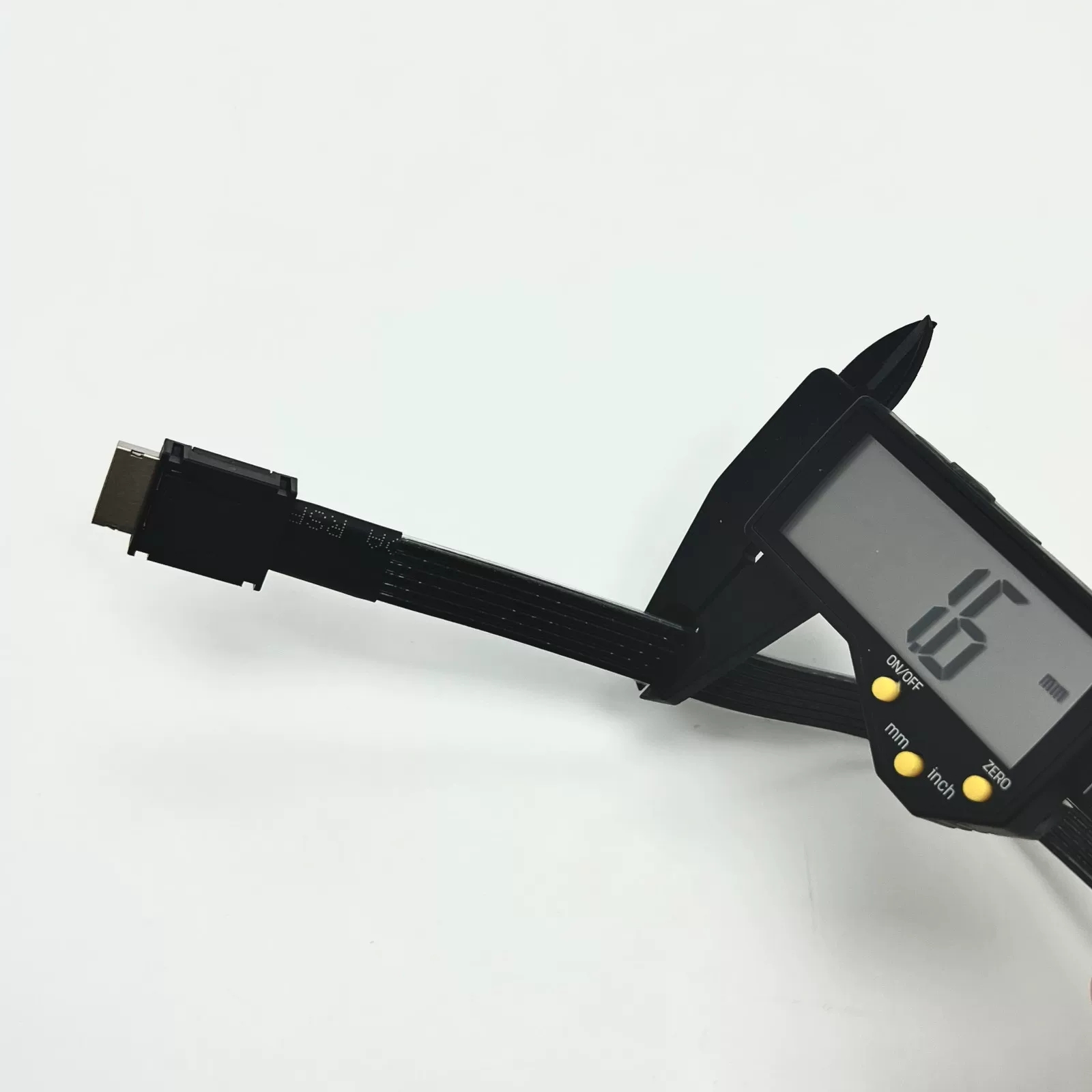 ADT-Link PCI-E 4.0 X4 SFF-8611 - đánh giá và giá Oculink Egpu Mini Pc